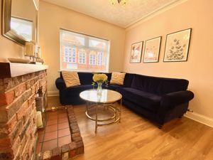 Lounge- click for photo gallery